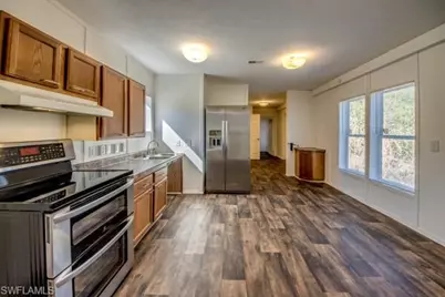 7711 Suncoast Dr, North Fort Myers, FL 33917 - Photo 7