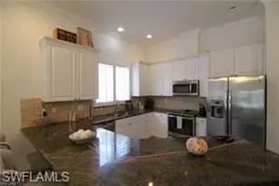 11002 Vanderbilt Dr, Naples, FL 34108 - Photo 11