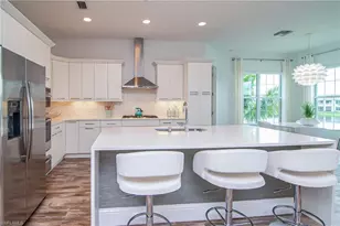 8034 Signature Club Cir, Naples, FL 34113 - Photo 7