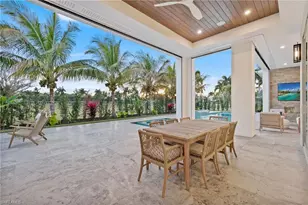 570 Harbour Dr, Naples, FL 34103 - Photo 37