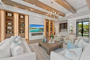 570 Harbour Dr, Naples, FL 34103 - Photo 7