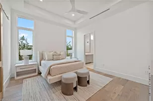 570 Harbour Dr, Naples, FL 34103 - Photo 45