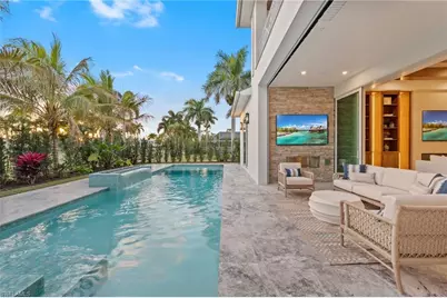 570 Harbour Dr, Naples, FL 34103 - Photo 33