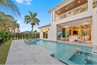 570 Harbour Dr, Naples, FL 34103 - Photo 35