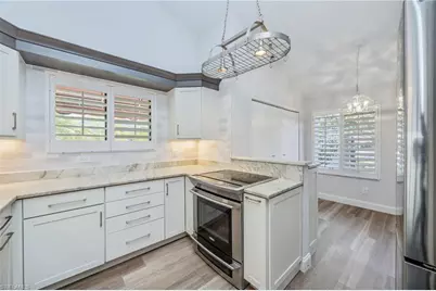 121 Bears Paw Trl, Naples, FL 34105 - Photo 5