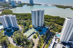 5555 Heron Point Dr, Naples, FL 34108 - Photo 43