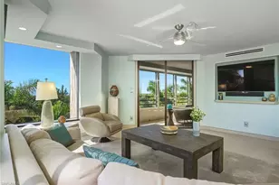 5555 Heron Point Dr, Naples, FL 34108 - Photo 15