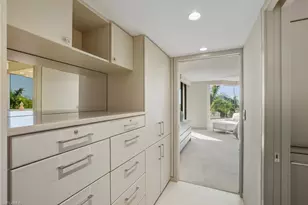 5555 Heron Point Dr, Naples, FL 34108 - Photo 21