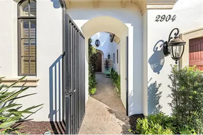 2904 Tiburon Blvd E, Naples, FL 34109 - Photo 3