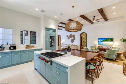 2904 Tiburon Blvd E, Naples, FL 34109 - Photo 9