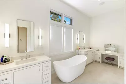 2904 Tiburon Blvd E, Naples, FL 34109 - Photo 23