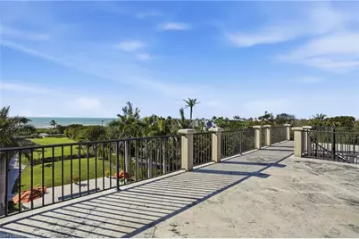 16205 Captiva Dr, Captiva, FL 33924 - Photo 35