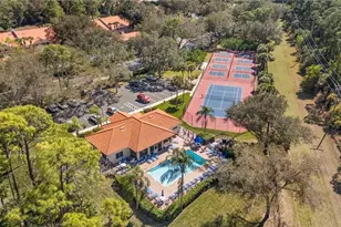 177 Robin Hood Cir, Naples, FL 34104 - Photo 3