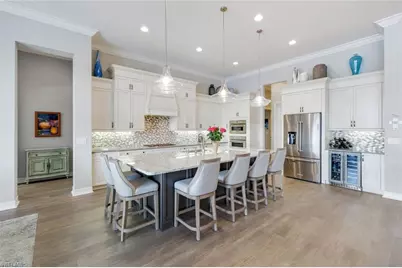 8998 Arrezo Ct, Naples, FL 34119 - Photo 11