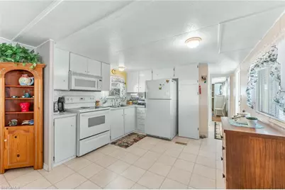 31 San Remo Cir, Naples, FL 34112 - Photo 9