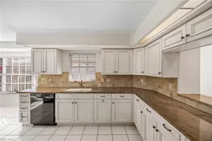 13090 Southampton Dr, Bonita Springs, FL 34135 - Photo 11