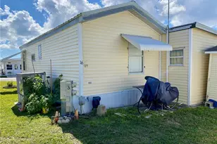 16 Garnet Dr, Naples, FL 34114 - Photo 5