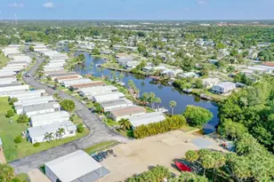 16 Garnet Dr, Naples, FL 34114 - Photo 31