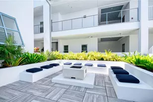 201 8th St S, Naples, FL 34102 - Photo 35