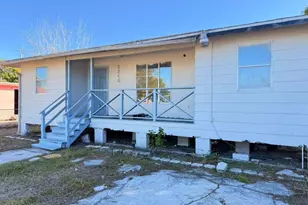 3316 Armstrong Ct, Fort Myers, FL 33916 - Photo 1