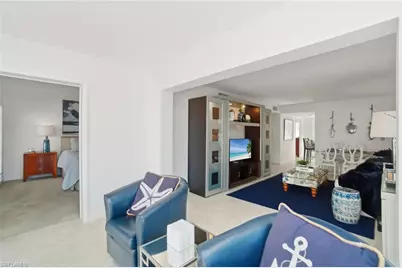 53 High Point Cir W #212, Naples, FL 34103 - Photo 3