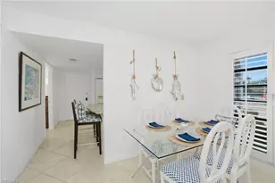 53 High Point Cir W, Naples, FL 34103 - Photo 7