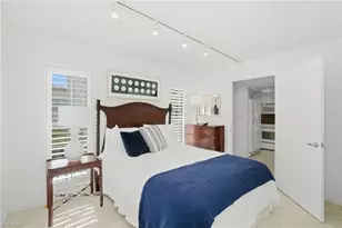 53 High Point Cir W, Naples, FL 34103 - Photo 17