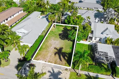 395 7th Ave S, Naples, FL 34102 - Photo 5