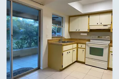 668 98th Ave N, Naples, FL 34108 - Photo 11