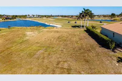 18516 Royal Hammock Blvd, Naples, FL 34114 - Photo 3