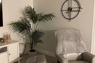 209 Palm Dr, Naples, FL 34112 - Photo 7