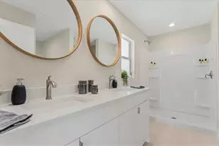 2702 46th St SW, Lehigh Acres, FL 33976 - Photo 9