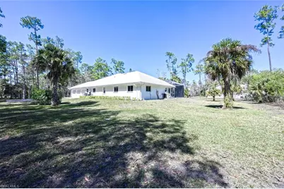 1520 Oakes Blvd, Naples, FL 34119 - Photo 45