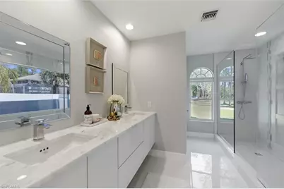 1520 Oakes Blvd, Naples, FL 34119 - Photo 25