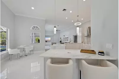 1520 Oakes Blvd, Naples, FL 34119 - Photo 9