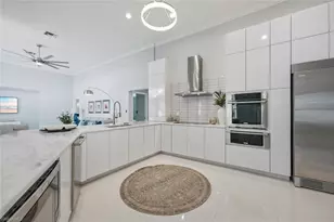 1520 Oakes Blvd, Naples, FL 34119 - Photo 11