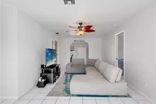 1219 SE 18th Terrace, Cape Coral, FL 33990 - Photo 5