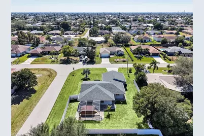 1219 SE 18th Ter, Cape Coral, FL 33990 - Photo 35