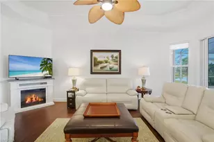 43 Glen Eagle Cir, Naples, FL 34104 - Photo 17