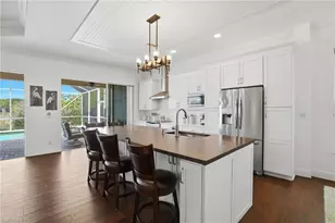 43 Glen Eagle Cir, Naples, FL 34104 - Photo 7