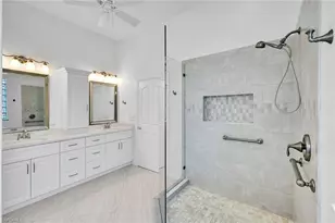 24792 Hollybrier Ln, Bonita Springs, FL 34134 - Photo 19