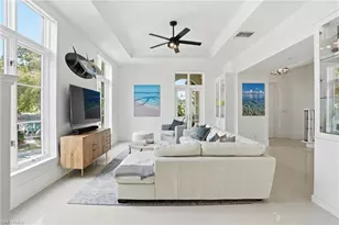 1008 7th St S, Naples, FL 34102 - Photo 15