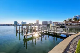 250 Park Shore Dr, Naples, FL 34103 - Photo 21