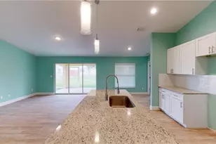 621 NW 7th Pl, Cape Coral, FL 33993 - Photo 11