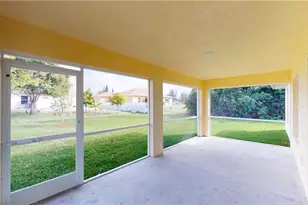 621 NW 7th Pl, Cape Coral, FL 33993 - Photo 17