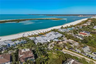 824 Hideaway Cir E, Marco Island, FL 34145 - Photo 41