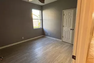 2210 Grove Dr, Naples, FL 34120 - Photo 41