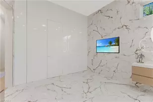 2485 Crayton Rd, Naples, FL 34103 - Photo 15