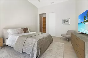 2485 Crayton Rd, Naples, FL 34103 - Photo 23