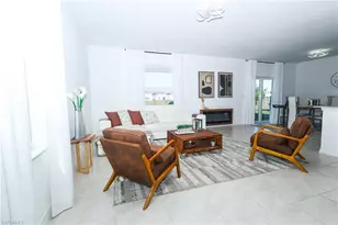 20080 Caroline Crk Pl, Lehigh Acres, FL 33974 - Photo 7